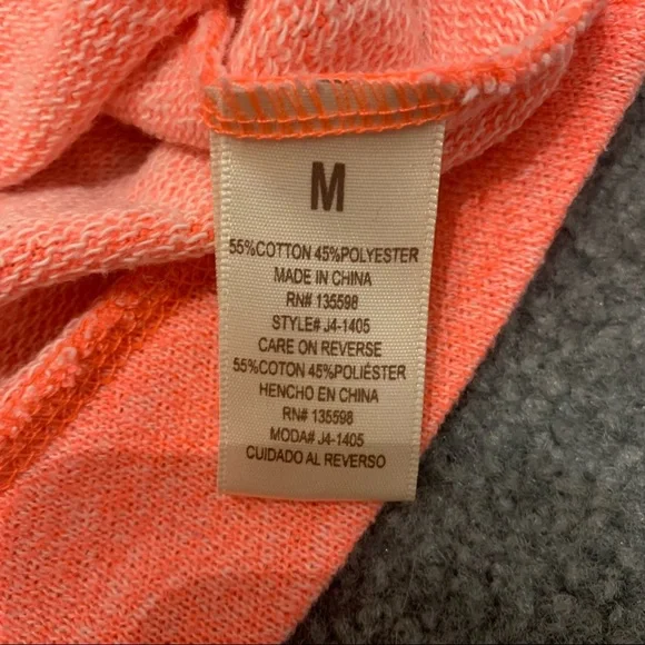 Neon Coral 3/4 sleeve Sweater. Size M. - Picture 6 of 6